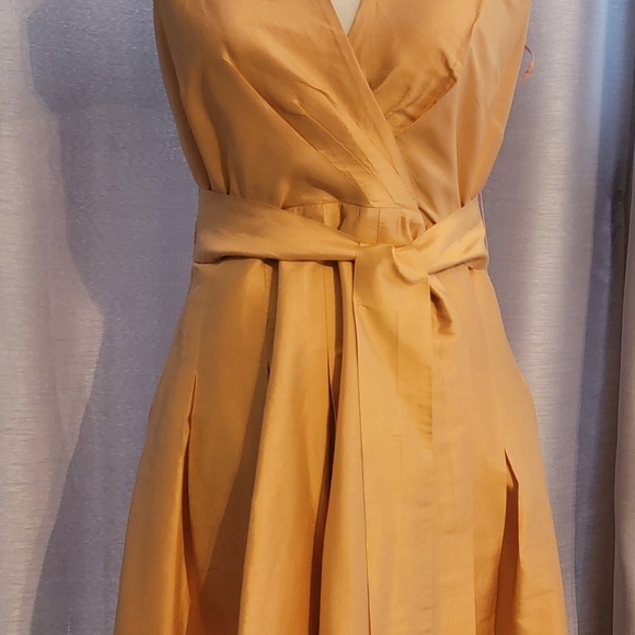 Anne Klein Mustard dress small 100% Silk - Picture 4 of 15